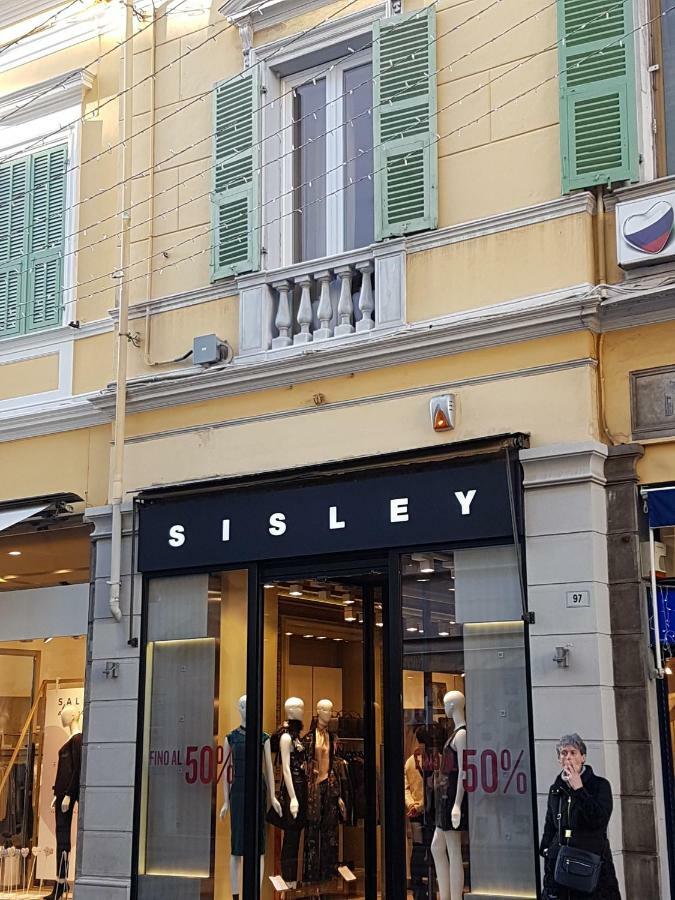 Appartamento Via Matteotti San Remo Exterior foto
